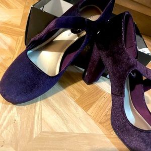 Don’t let the look fool you they make a dress Pop.